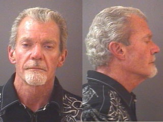 Illustration for article titled Police: Jim Irsay Was Arrested With A Briefcase Full Of Pills And Cash